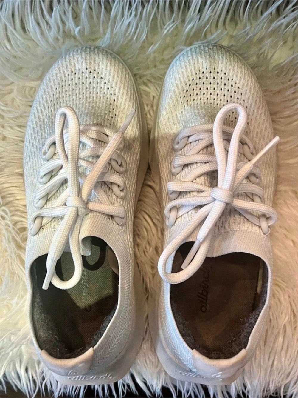 Allbirds - Women's Tree Dasher 2 Knit Sneakers in White (fits like size 6)